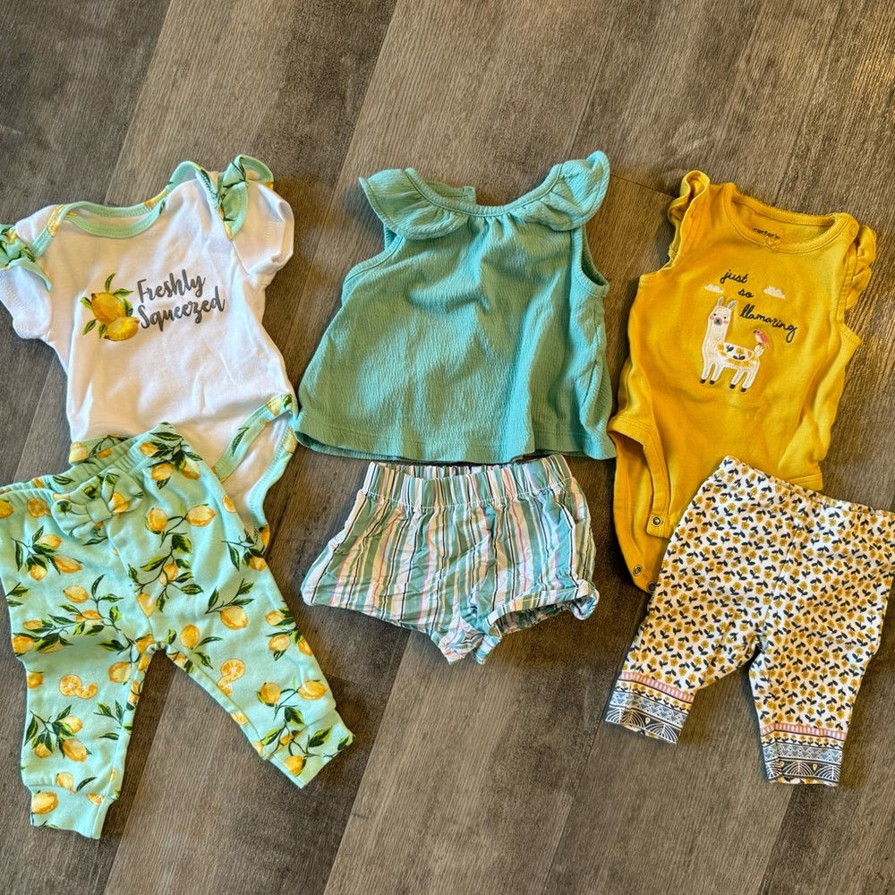 LOT OF 3 - baby girl summer outfits, 0-3 month